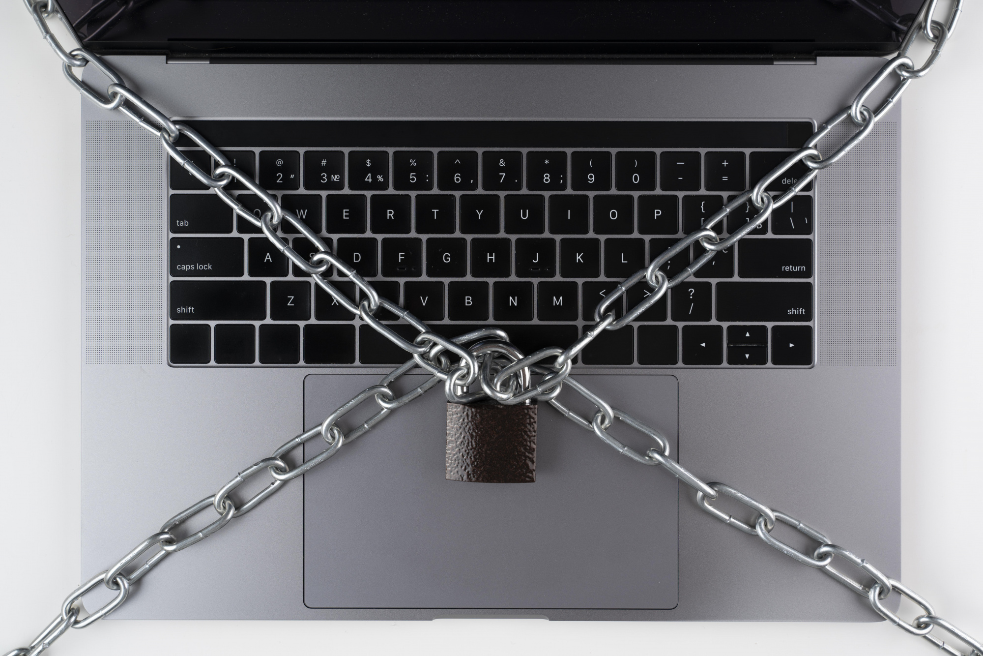 Как избежать блокировки Microsoft 365 в России: локализация и альтернативы  